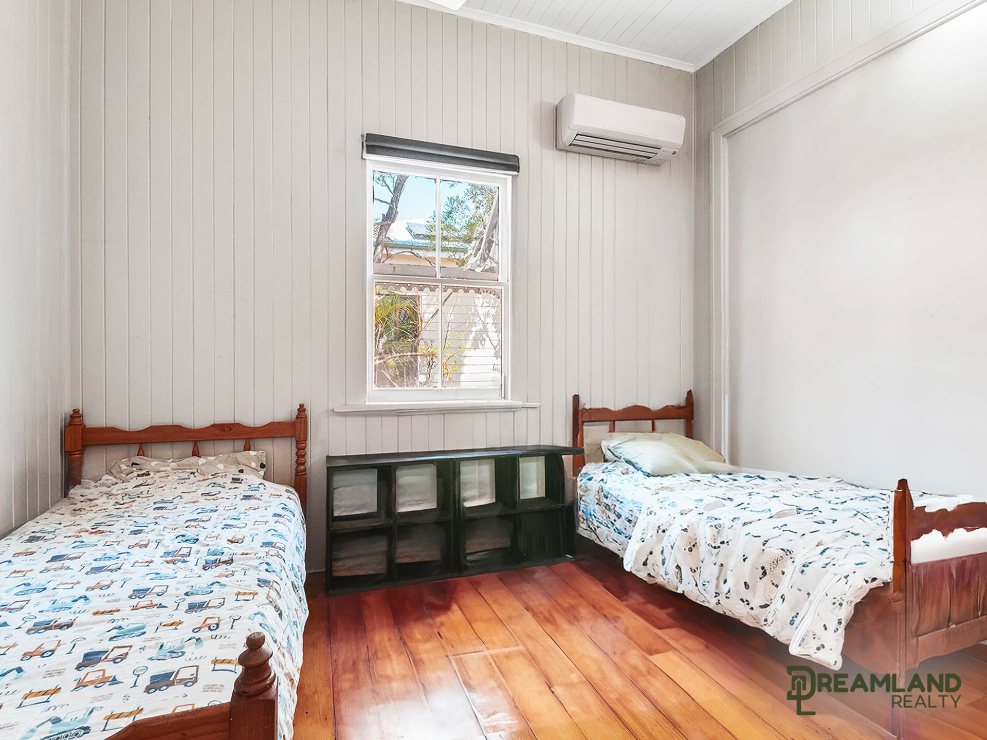 bedroom_2_3202-68d6497c4a85d.w.1920.zc.C.q.70