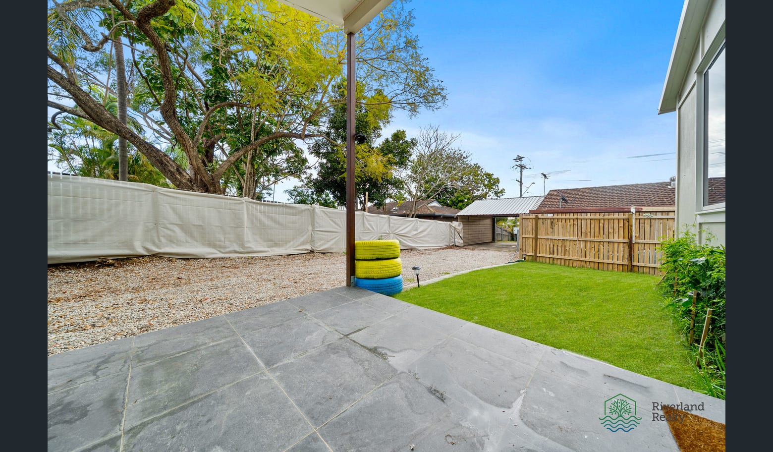 browns-plains-008