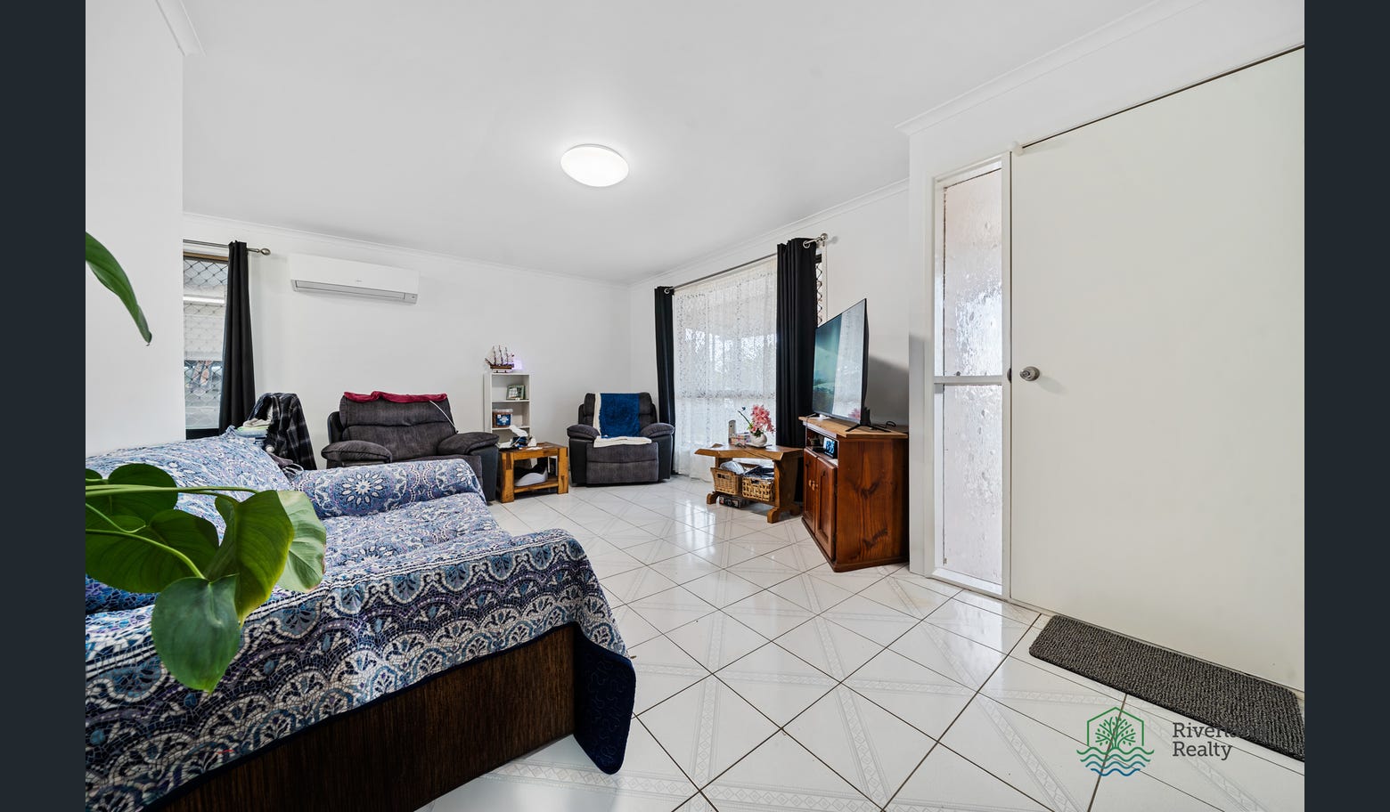 browns-plains-012
